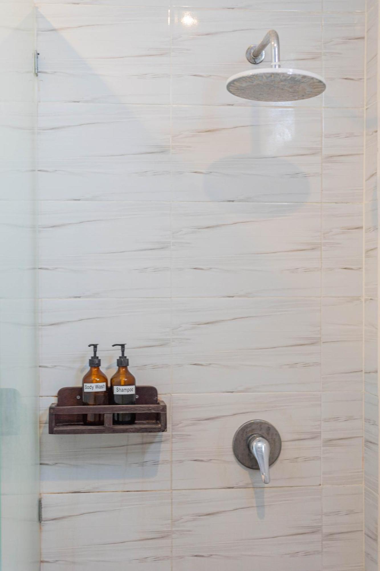 Frangipani House And Spa By Ecommerceloka Canggu  Luaran gambar